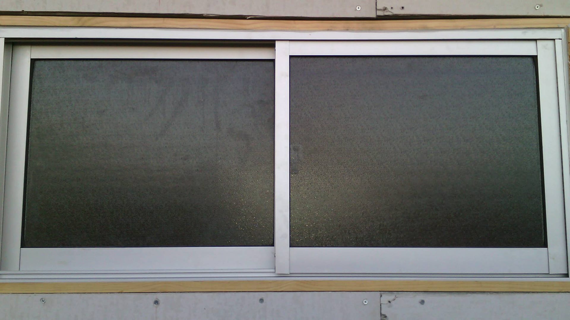 Ventana Corredera de Baño